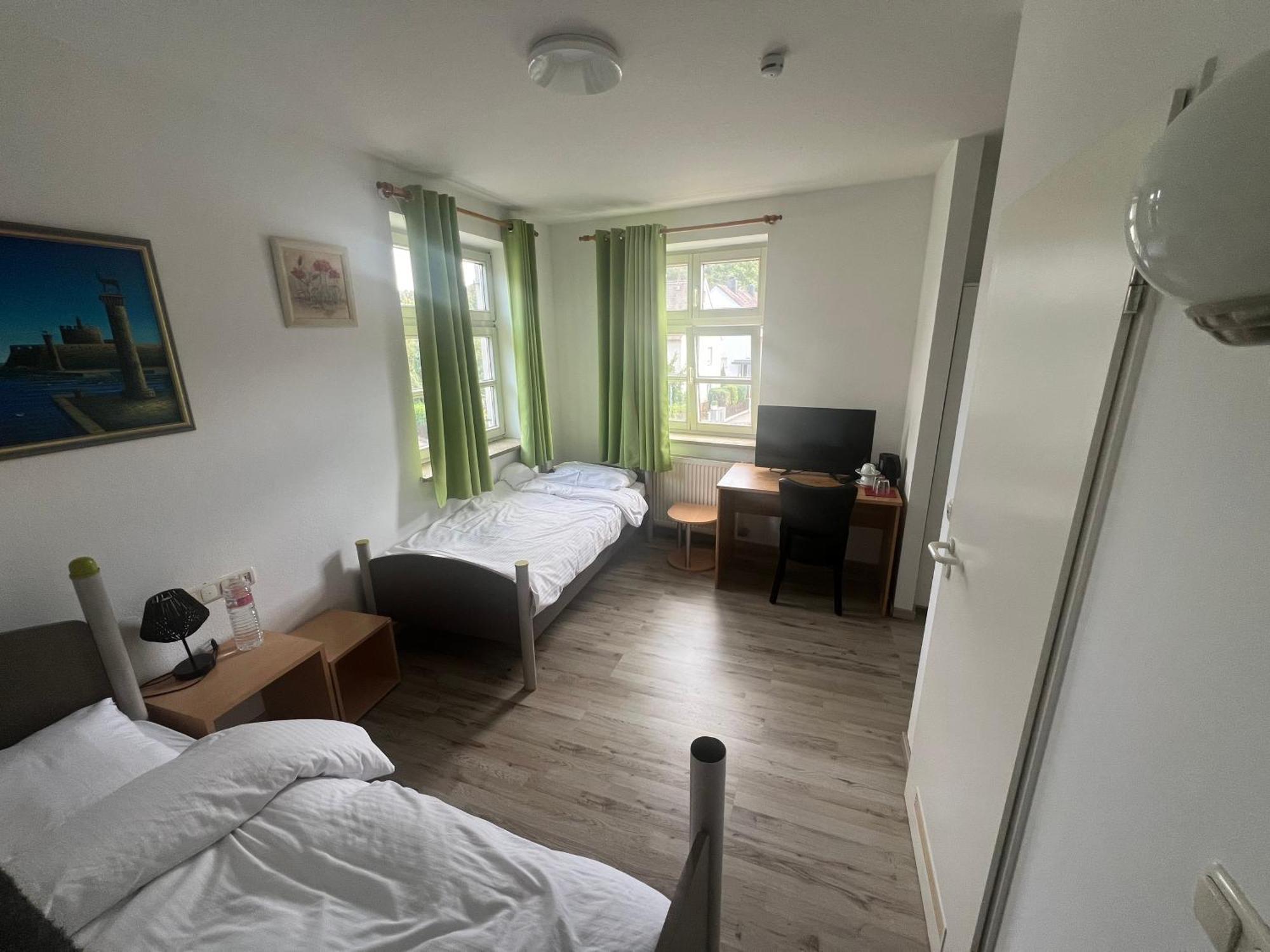 Upper-House Goldener Hirsch Hotell Aystetten Exteriör bild