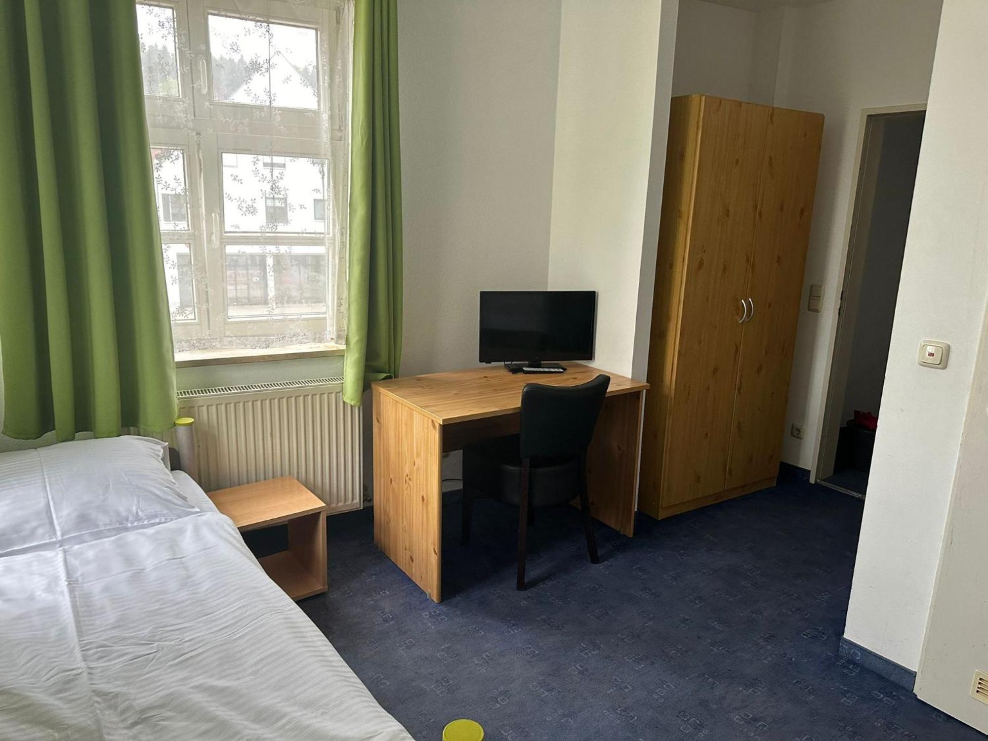 Upper-House Goldener Hirsch Hotell Aystetten Exteriör bild
